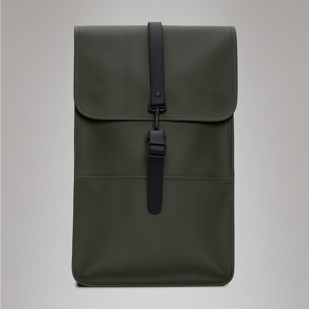 Rains Green Backpack clean and ever-contemporary Silhouette bag - Picture 4 of 11